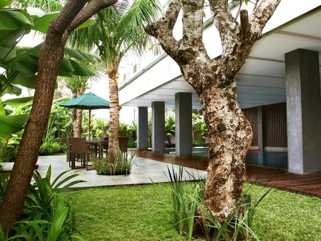 Mitra Bandung Hotel Extérieur photo
