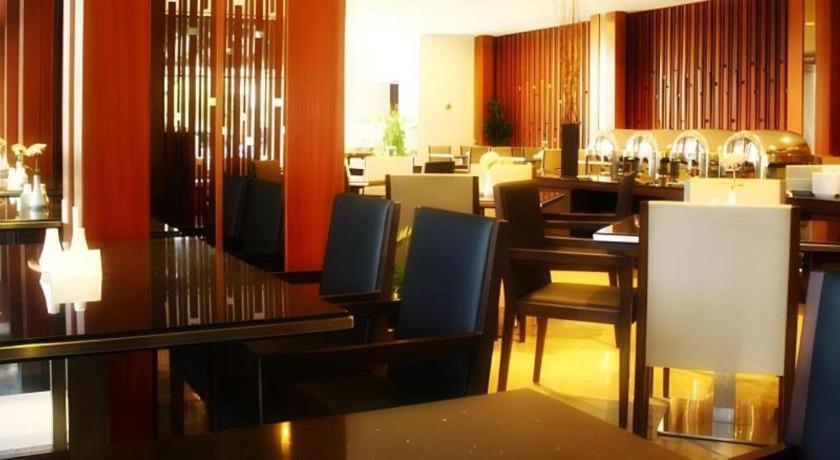 Mitra Bandung Hotel Extérieur photo