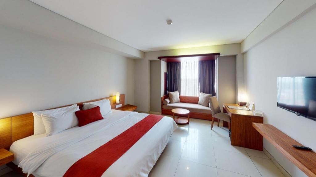 Mitra Bandung Hotel Extérieur photo