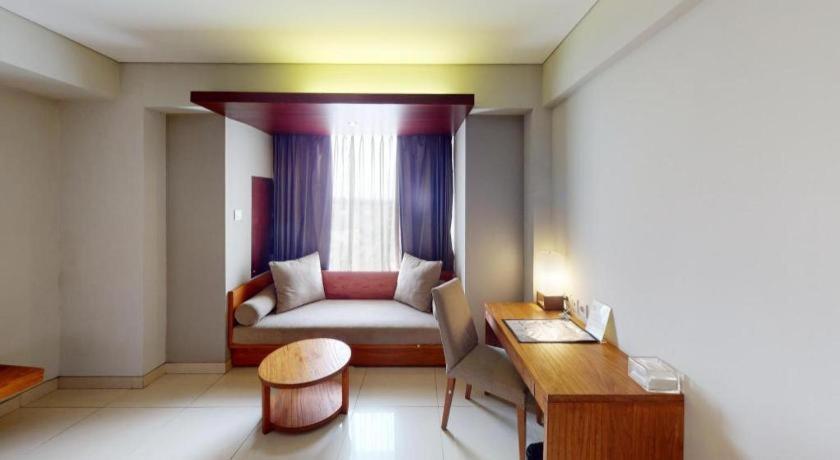 Mitra Bandung Hotel Extérieur photo