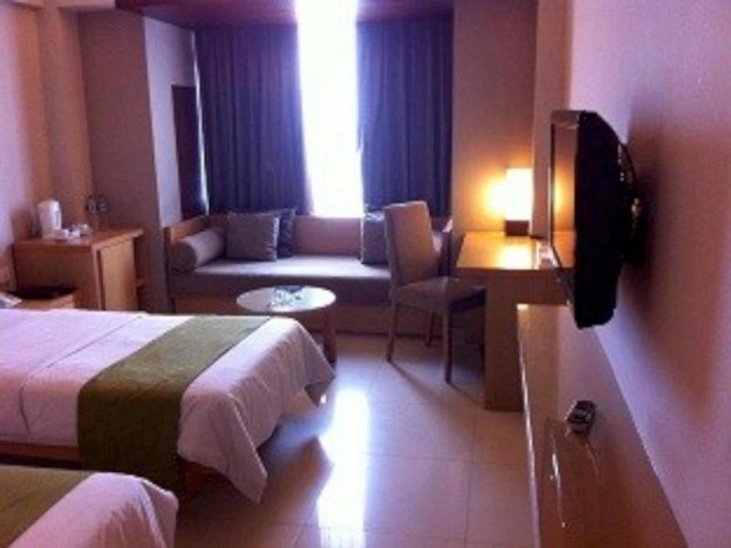 Mitra Bandung Hotel Extérieur photo